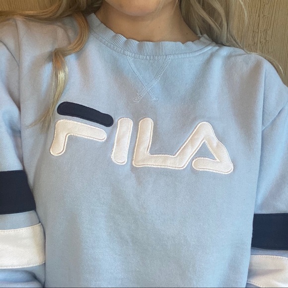 FILA Crewneck Sweatshirt🦋 - Picture 1 of 4